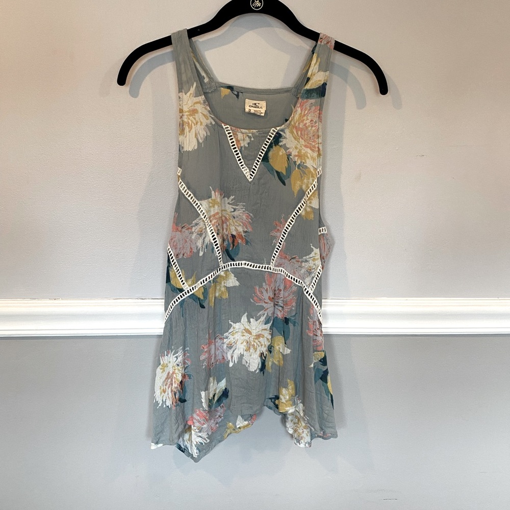 O’Neill floral tank top size small.